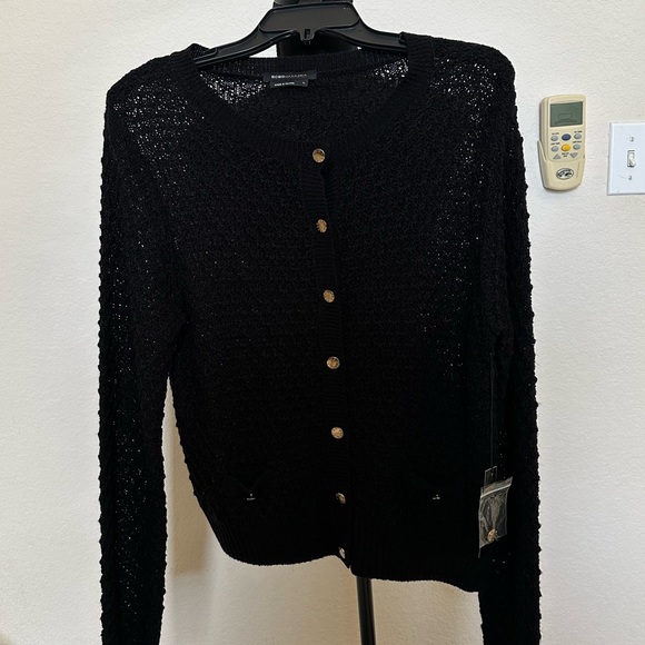 BCBGMaxAzria Crew Neck Long Sleeve Button Front Cardigan with Gold Accents. Sz L - Picture 5 of 12